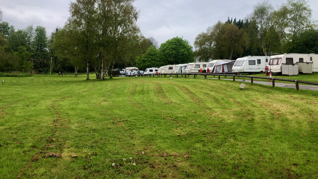 Hollybank Caravan Park